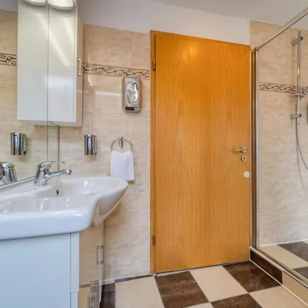 Am Fischmarkt 3* שטאדה