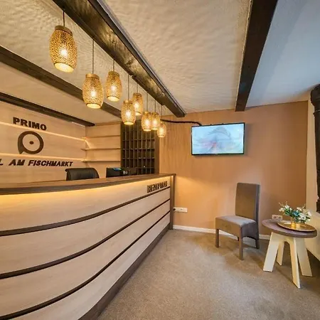 Hotel Am Fischmarkt 3*